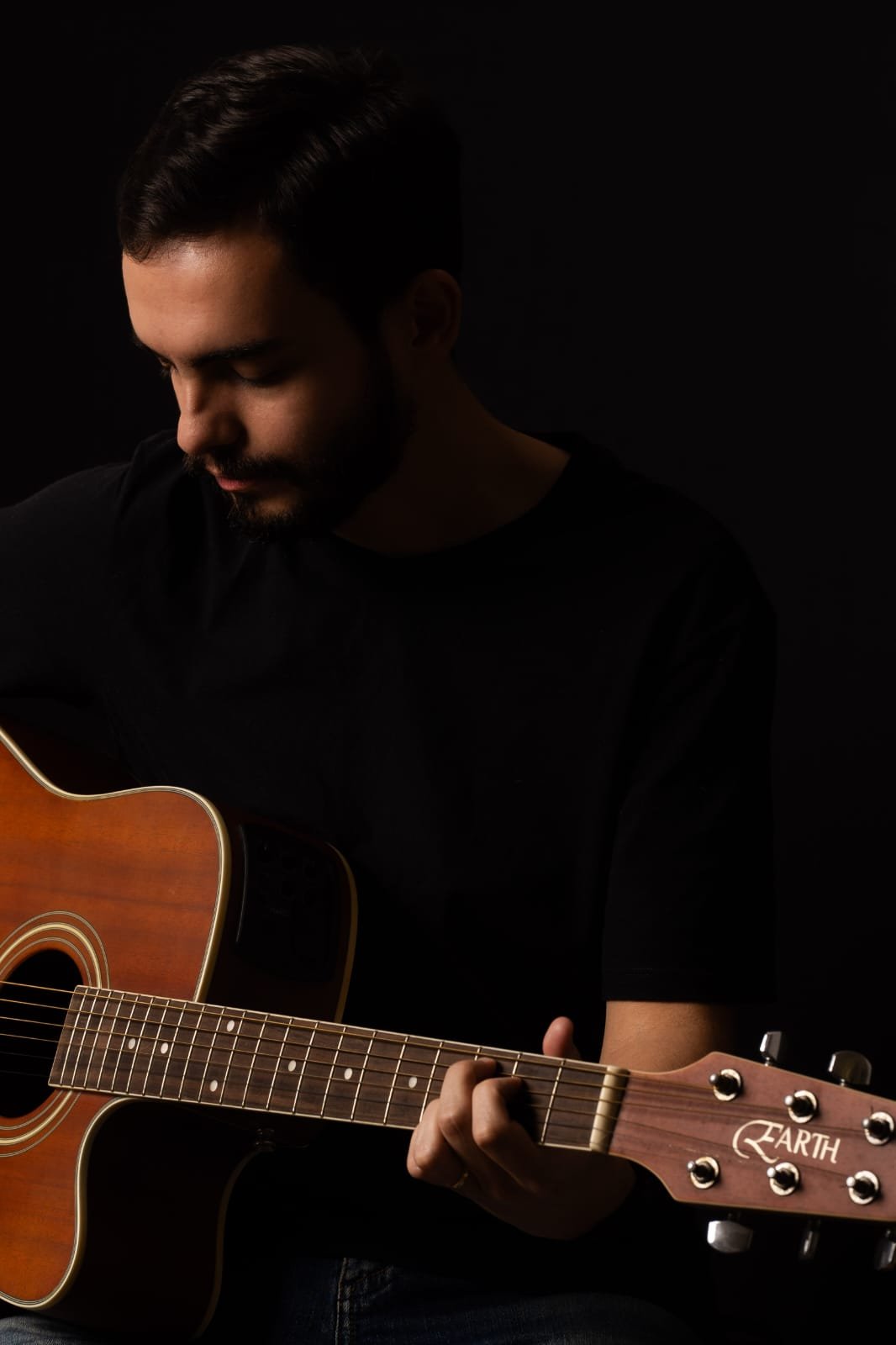 Guilherme Reis: música lança seu novo single “Insane”