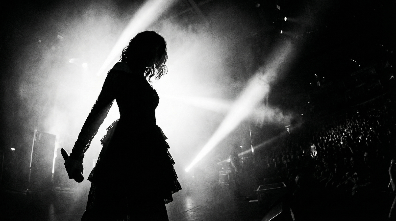 La Paille oferece modernidade ao symphonic metal finlandês