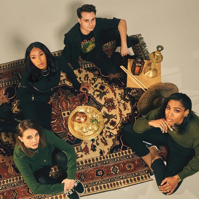 Arhsia estreia com “Origine”: melodic metal francês mistura riffs pesados e atmosfera oriental