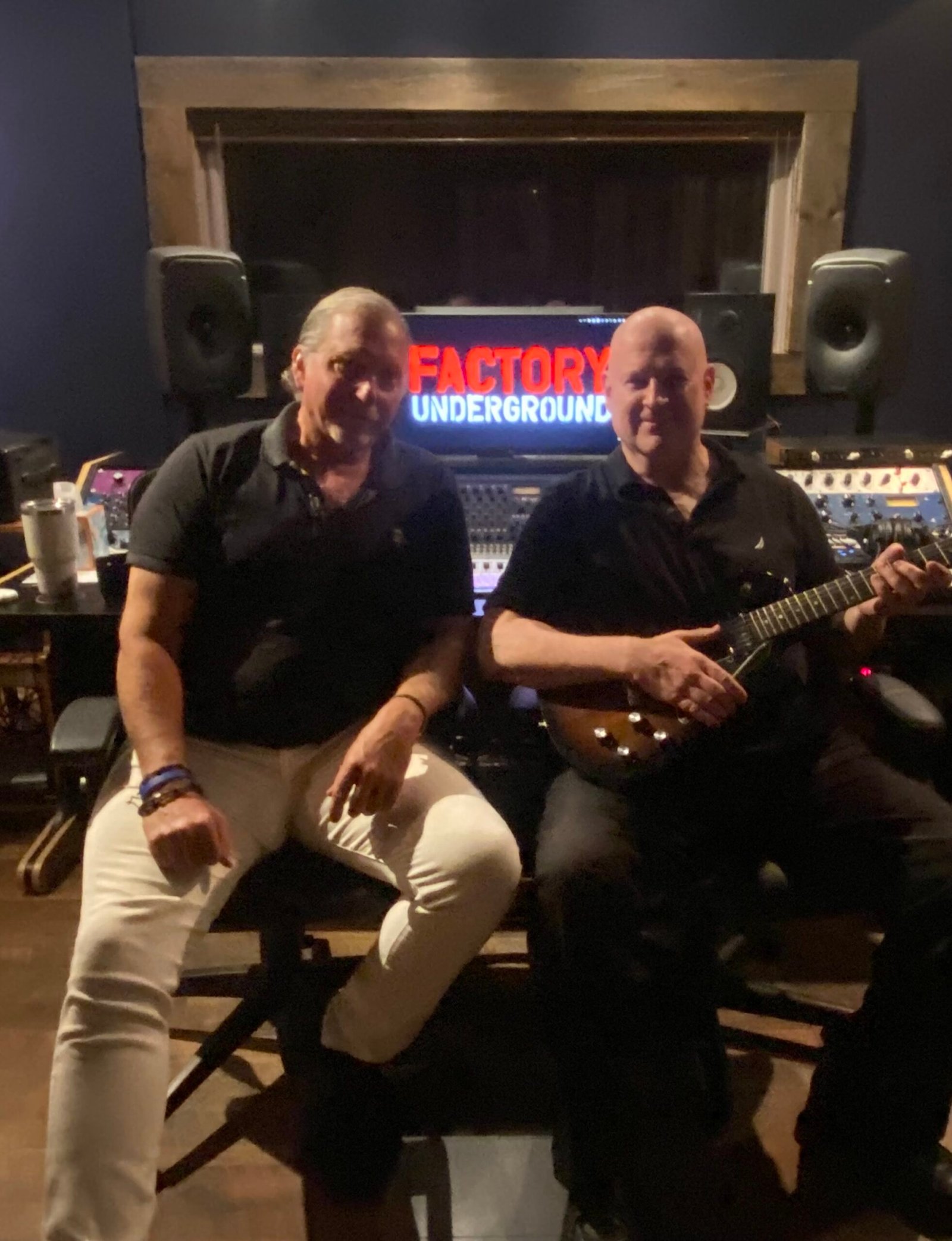 Peningo Riders traz rock descontraído em novo single